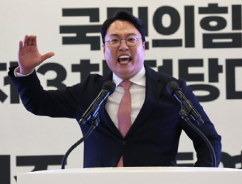 박지현, 천하람에 ‘엄지 척’…“대통령 권력 들이받으며 ‘윤핵관’ 비판…박수 보낸다”