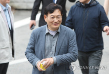 `돈 봉투 의혹` 진실 밝혀질까…송영길 22일 파리 기자회견