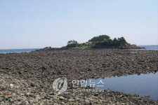 30대 남녀 몰래 캠핑하다가…제주 `서건도` 불태웠다