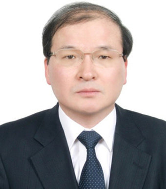 [속보]尹대통령, 신임 방송통위원에 이상인 변호사 지명