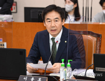 이용호, 홍준표 직격 