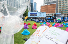 [포토] 책과 영화, 음악이 함께하는 낭만적인 일요일 `시네북 콘서트`