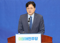 [속보] 민주당 새 원내대표에 홍익표