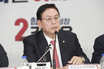 정우택 
