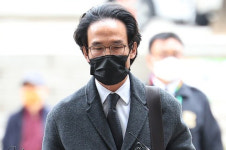 `200억대 횡령·배임` 조현범 한국타이어 회장, 보석 석방