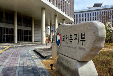 복지부 대(代) 이은 사회복지공무원 가족을 찾습니다