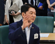 안철수 의사없는 응급실에 공보의·군의관 돌려막기? 정부의 눈속임