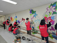 LG유플러스, 수원 아름학교에 시각장애 학생 위한 `U+희망도서관` 건립