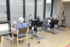 [POWER COMPANY] 보험·헬스케어 결합… KB라이프, 시니어 돌봄 新패러다임 제시