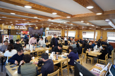 세대를 잇는 한 그릇의 철학, 부강옥… ‘백년가게’를 넘어 성심당처럼