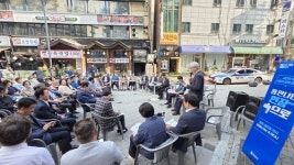 ‘기행방송 성지’ 부천역 앞 광장 정화될까...부천시, 막장 유튜버 근절 천명했지만
