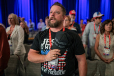 [외신사진 속 이슈人] 이란전쟁 놓고 갈라진 ‘마가’, 청년층 이탈 조짐