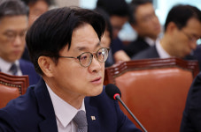 與 “대미투자 회의 유출 수사”·野 “호남반도체 누가 결정”…산업부 국감서 격돌