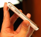 베일 벗은 T옴니아 만져보니…쓰기 쉬운 한국형 스마트폰