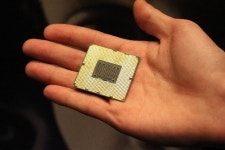 6코어 CPU ‘쿼드코어보다 30% 빠르다’