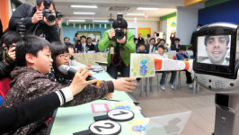 방과후 영어수업, 로봇선생님께 배워요