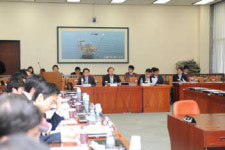 스타트업 해외진출 지원 절실