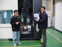 [미래를 향해 뛴다]인스텍, 3D 프린팅 `코리아 자존심`