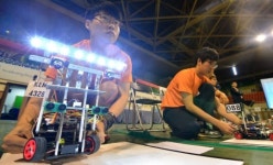 2014 지능형 모형차 경진대회 한양대서 열려