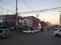 [르포] 중국인들로 북새통 이루는 화곡동 화장품 유통단지
