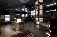 YG엔터 화장품 브랜드 문샷, 2호점 신세계 강남점 오픈