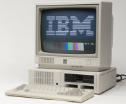 세계 최초 PC는 애플Ⅱ? IBM?