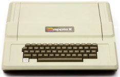 세계 최초 PC는 애플Ⅱ? IBM?