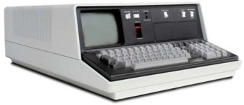 세계 최초 PC는 애플Ⅱ? IBM?