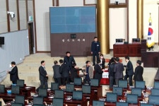 경기도의회, 2016년도 수정 예산안 통과...유치원 누리과정 4개월분만 반영