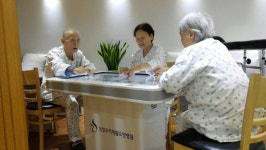 환자 재활운동·기분전환에 멀티터치 디스플레이 사용하죠
