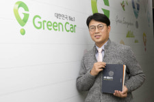 [CEO와 책]이용호 그린카 대표 `에디톨로지`