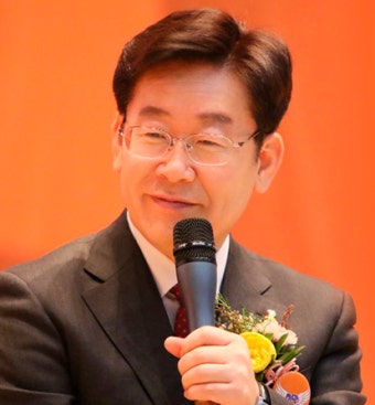 이재명, 헌재 2월 탄핵 선고 사실상 무산에 “국민 믿고 2월 중 탄핵 결정하라” 촉구