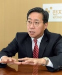 [人사이트]전하진 썬빌리지포럼 의장 4차 산업혁명으로 격변할 에너지·식량 주목해야