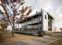 재편 된 금싸라기 매장 한강공원 편의점