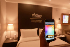 스마트폰으로 호텔 객실 조명을 마음대로