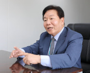 [人사이트]최영춘 알피니언 메디칼시스템 대표 글로벌 톱 10 의료기기 회사 목표