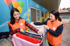 오렌지라이프 신입사원, 홀트일산복지타운서 단체 봉사활동
