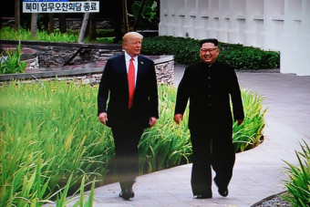 트럼프, 김정은 그리워할 것인가? 관계 강조 발언 논란 번지
