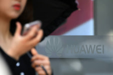 화웨이 5G 오픈랩 소리소문 없이 문여는 이유는?