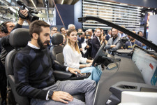 中 바이튼 한국서 전기차 위탁 생산 추진...협력업체는 어디?