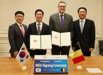 벨기에 화학소재 기업 유미코아, 천안에 1억 달러 투자