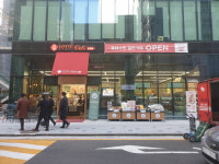 유통업계, 출점 막히자 변종 편의점?...자율규약 위반vs신개념 복합매장