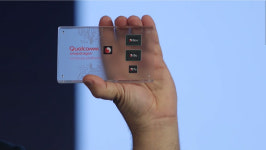 [테크리포트] 더 가볍게 더 똑똑하게…스마트폰 닮아가는 노트북