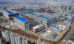 삼성전자 시스템LSI사업부에 커스텀SoC팀 신설...대형 IT 고객사 유치 포석