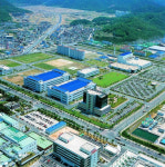 삼성전자 구미2공장에 코로나 확진자···월요일까지 공장 폐쇄