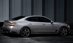 제네시스, 내달 출시 앞둔 뉴 G70 내외장 디자인 공개