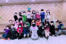 인천 샤인유치원, 유아동 맞춤 메타버스 AI 교육 모범 부각…렌쥴리 협력