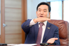 [데스크가 만났습니다] 한영수 한영넉스 회장 50년 강소기업, 품질과 현장경영이 비결