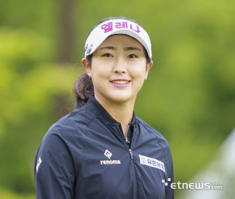 김민주, iM금융오픈서 역전 우승…10억 대회 1등 기념비