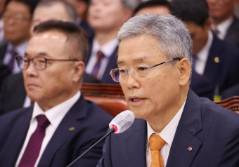 [2023 국감]김동철 한전 사장 “전기요금 인상 논의 중…자구노력 필요”
